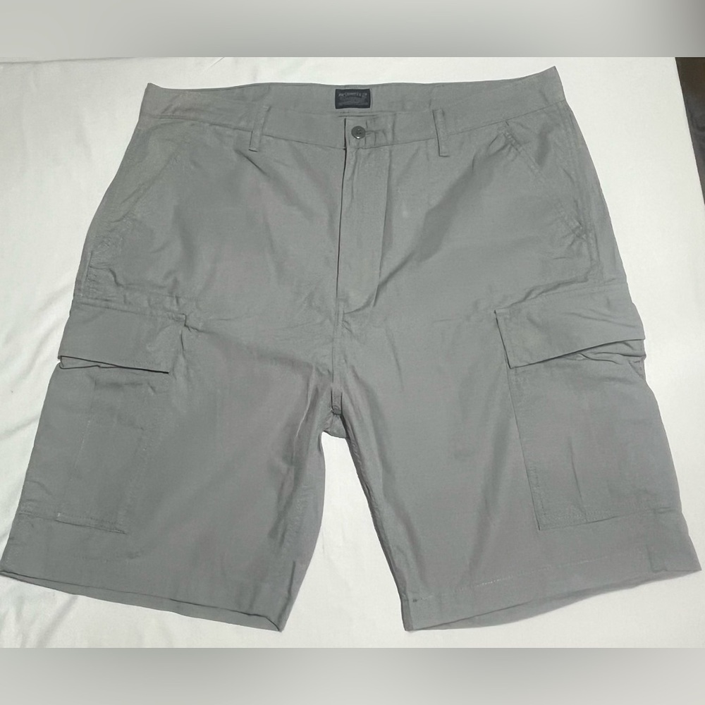 Levi's Men's Cargo Shorts in Light Gray